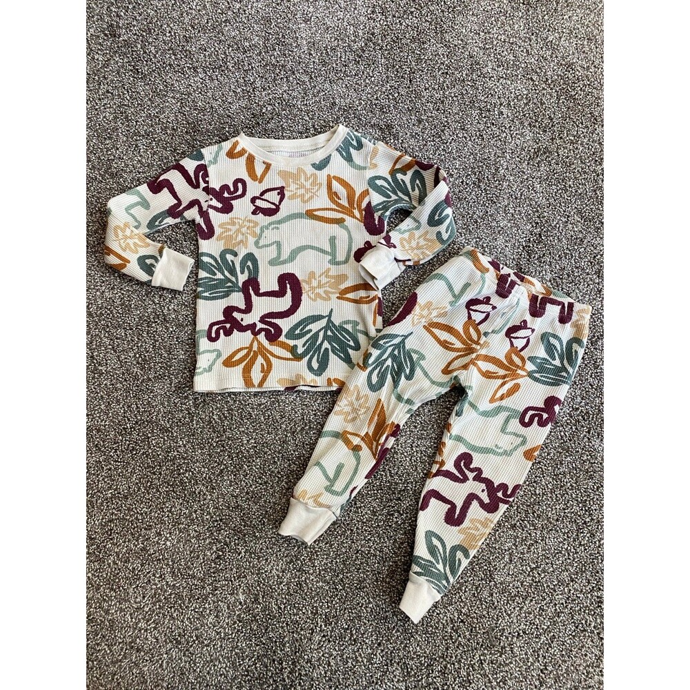 Carter’s Waffle Knit Pajama Set – Size 24M